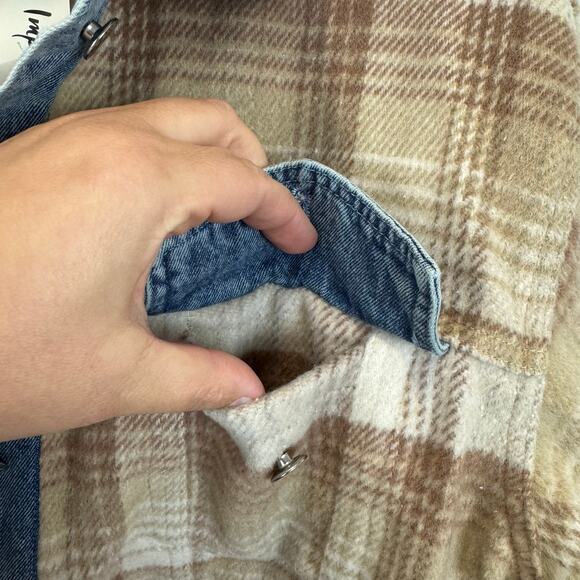 Impressions Plus Size Tan Plaid Denim Trim Fall Shacket Size 1X - Picture 3 of 9